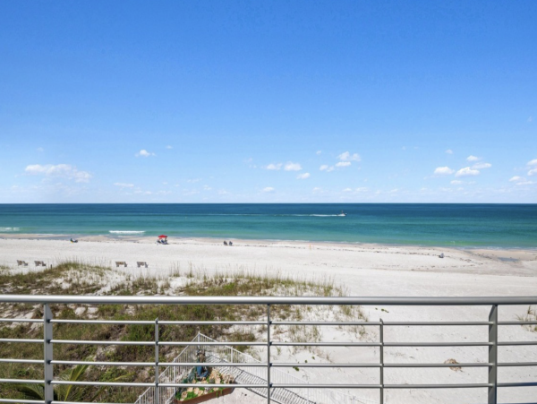 Anna Maria Island Four Bedroom Florida On The Beach!